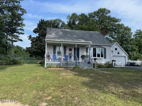 63 Woodlawn Drive Ravena NY 12143