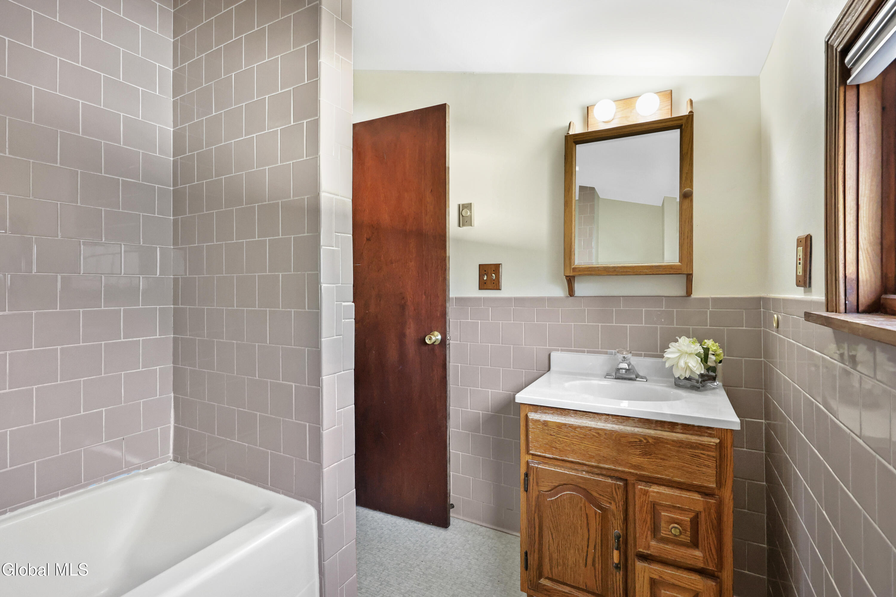 542 Rankin Avenue Schenectady NY 12308