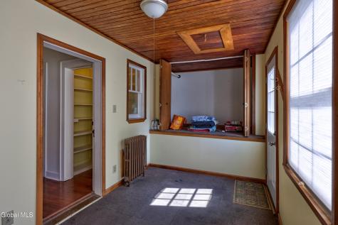 542 Rankin Avenue Schenectady NY 12308
