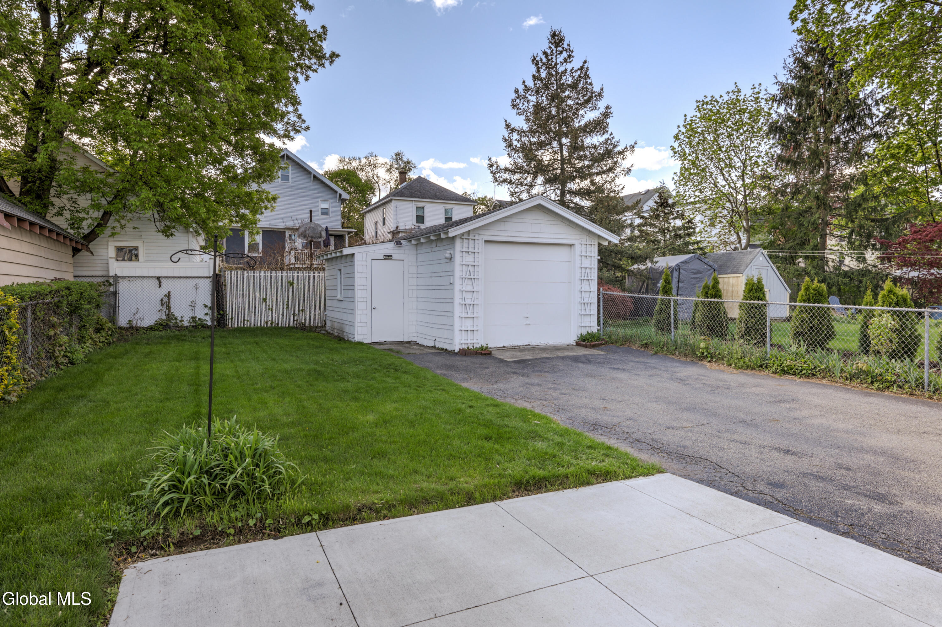 542 Rankin Avenue Schenectady NY 12308