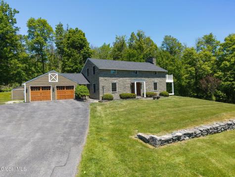 108 Grovenors Corners Road Cobleskill NY 12043