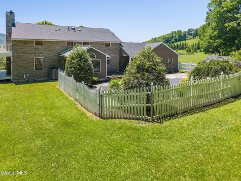 108 Grovenors Corners Road Cobleskill NY 12043