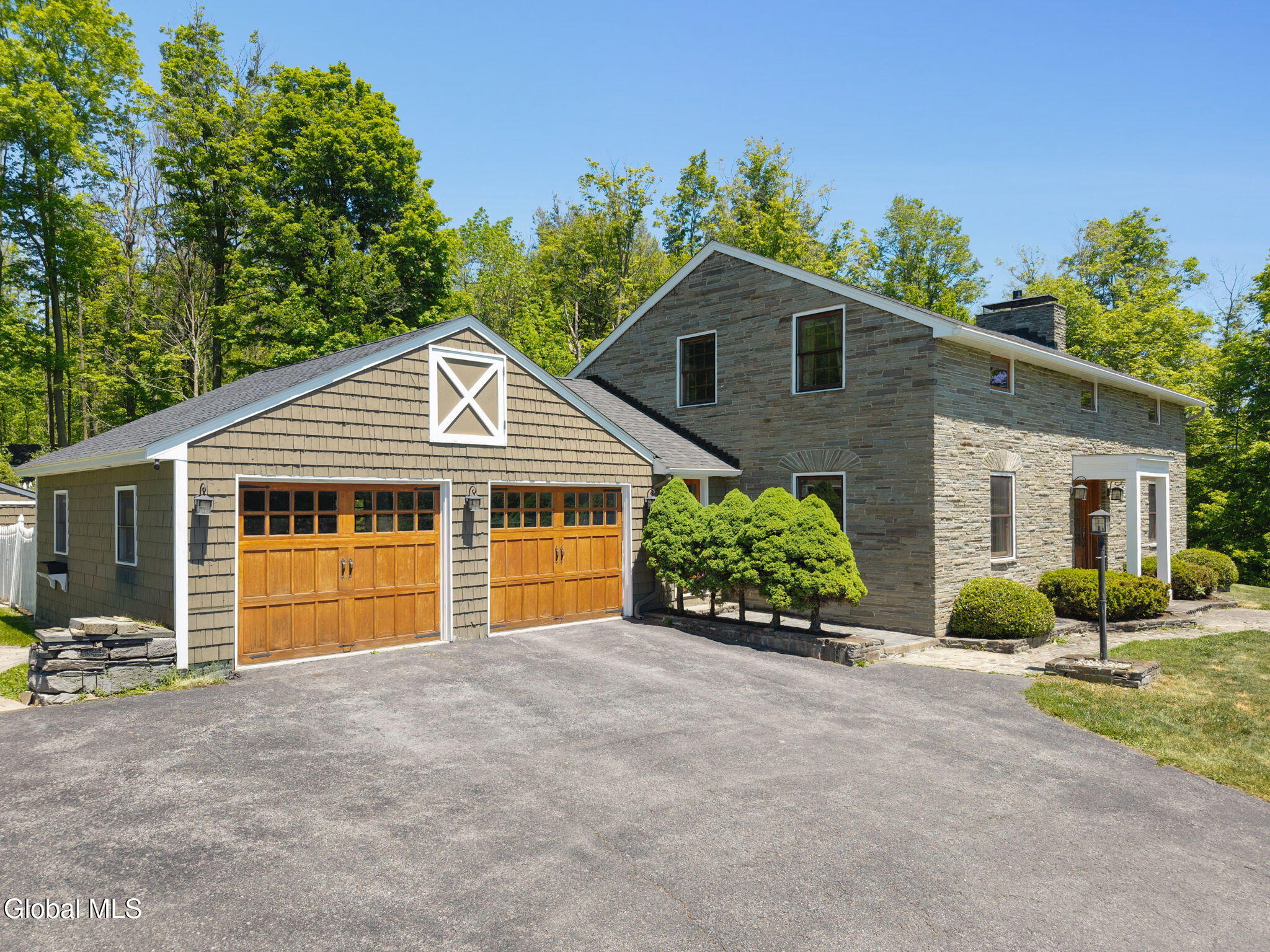 108 Grovenors Corners Road Cobleskill NY 12043