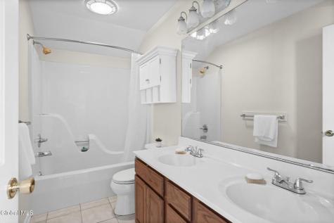67 Gullane Drive Slingerlands NY 12159