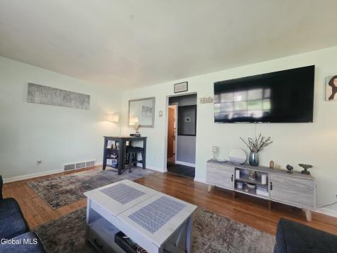 2720 Van Dyke Avenue Schenectady NY 12306