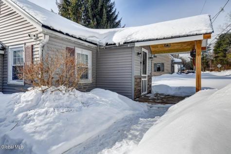 1110 County Highway 122 Gloversville NY 12078