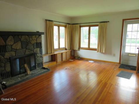 80 5th Street Scotia NY 12302