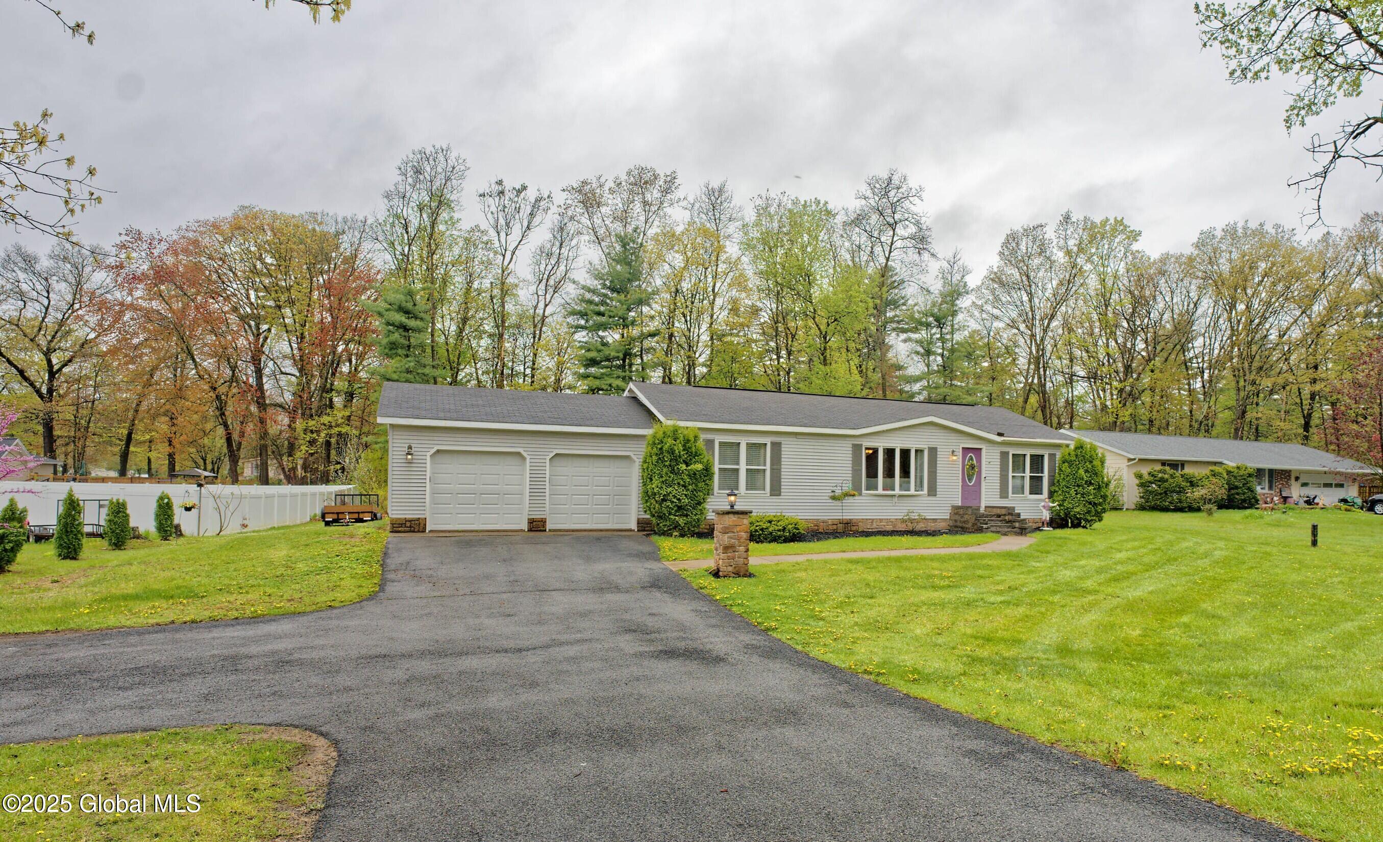 4 Kimberly Lane Fort Edward NY 12828