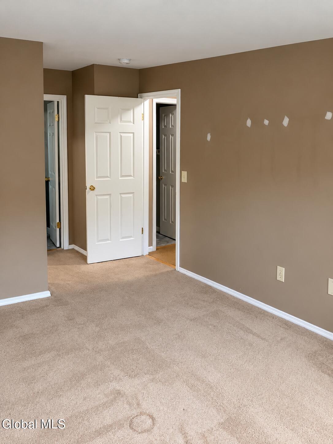 9 Oxford Drive Saratoga Springs NY 12866