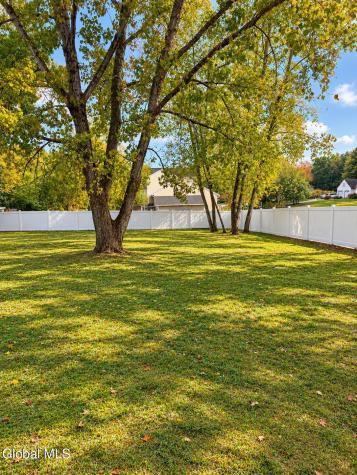 9 Oxford Drive Saratoga Springs NY 12866