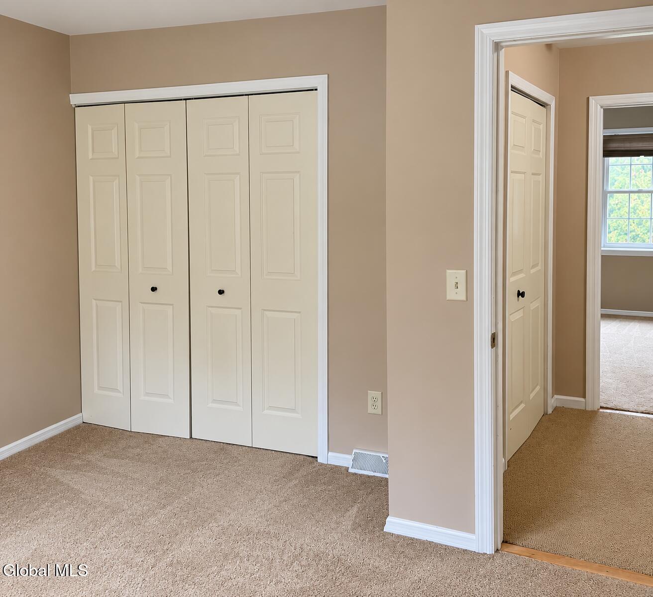 9 Oxford Drive Saratoga Springs NY 12866