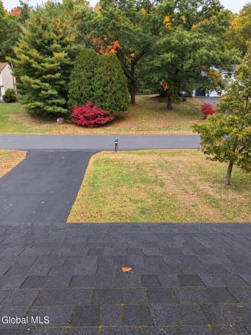 9 Oxford Drive Saratoga Springs NY 12866