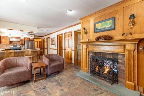 14 Edgewater Court Watervliet NY 12189