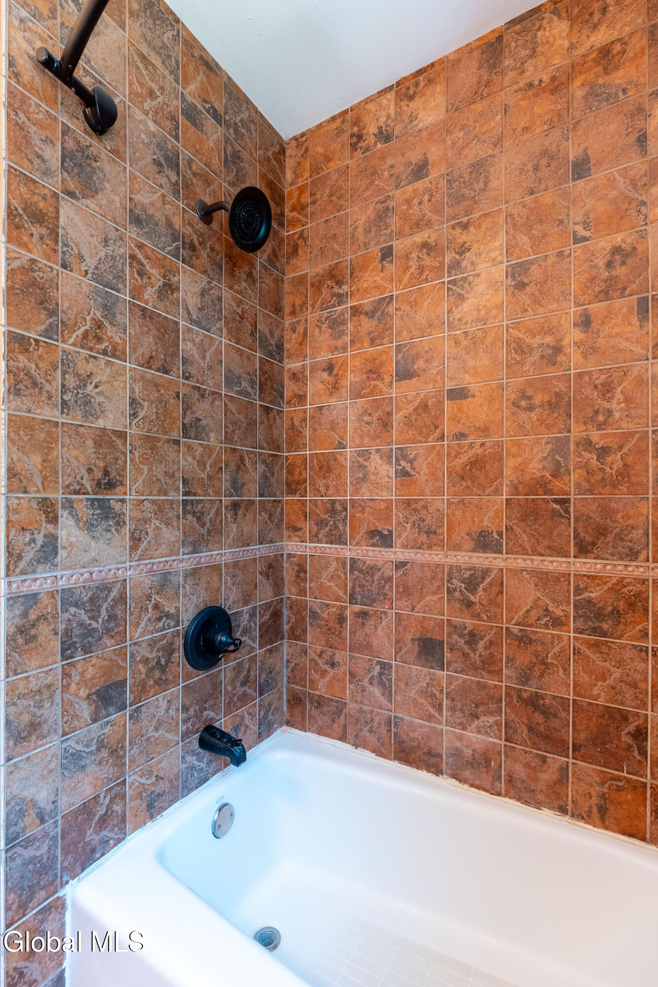 14 Edgewater Court Watervliet NY 12189