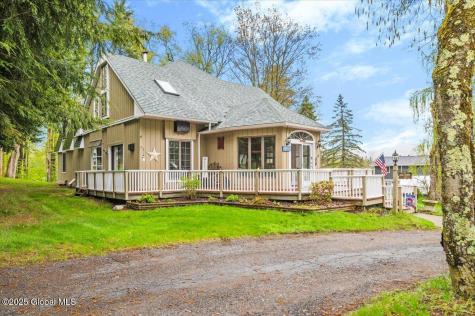 11 Cotton Court Diamond Point NY 12814