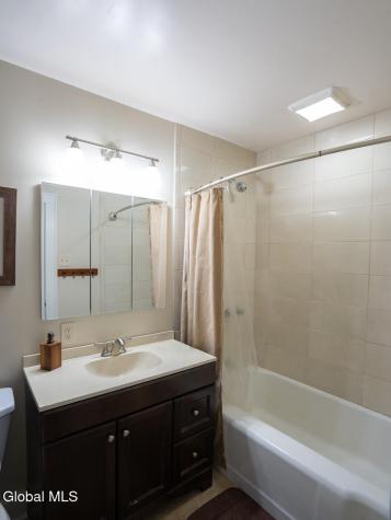 9 Willow Street Castleton NY 12033