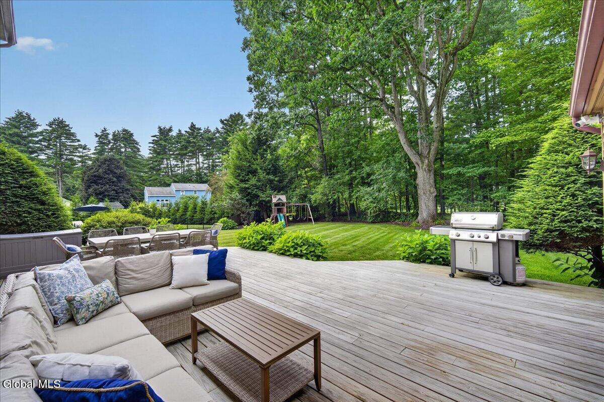 15 Cedarcrest Drive Saratoga Springs NY 12866