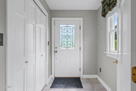 2481 Indian Fields Road New Scotland NY 12067