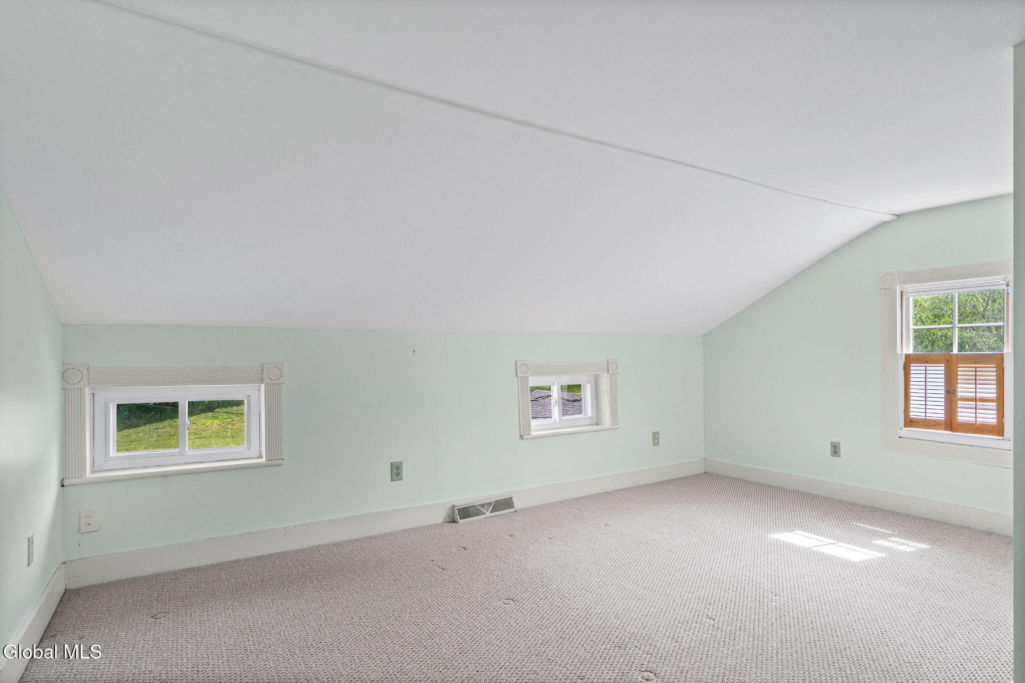 2481 Indian Fields Road New Scotland NY 12067