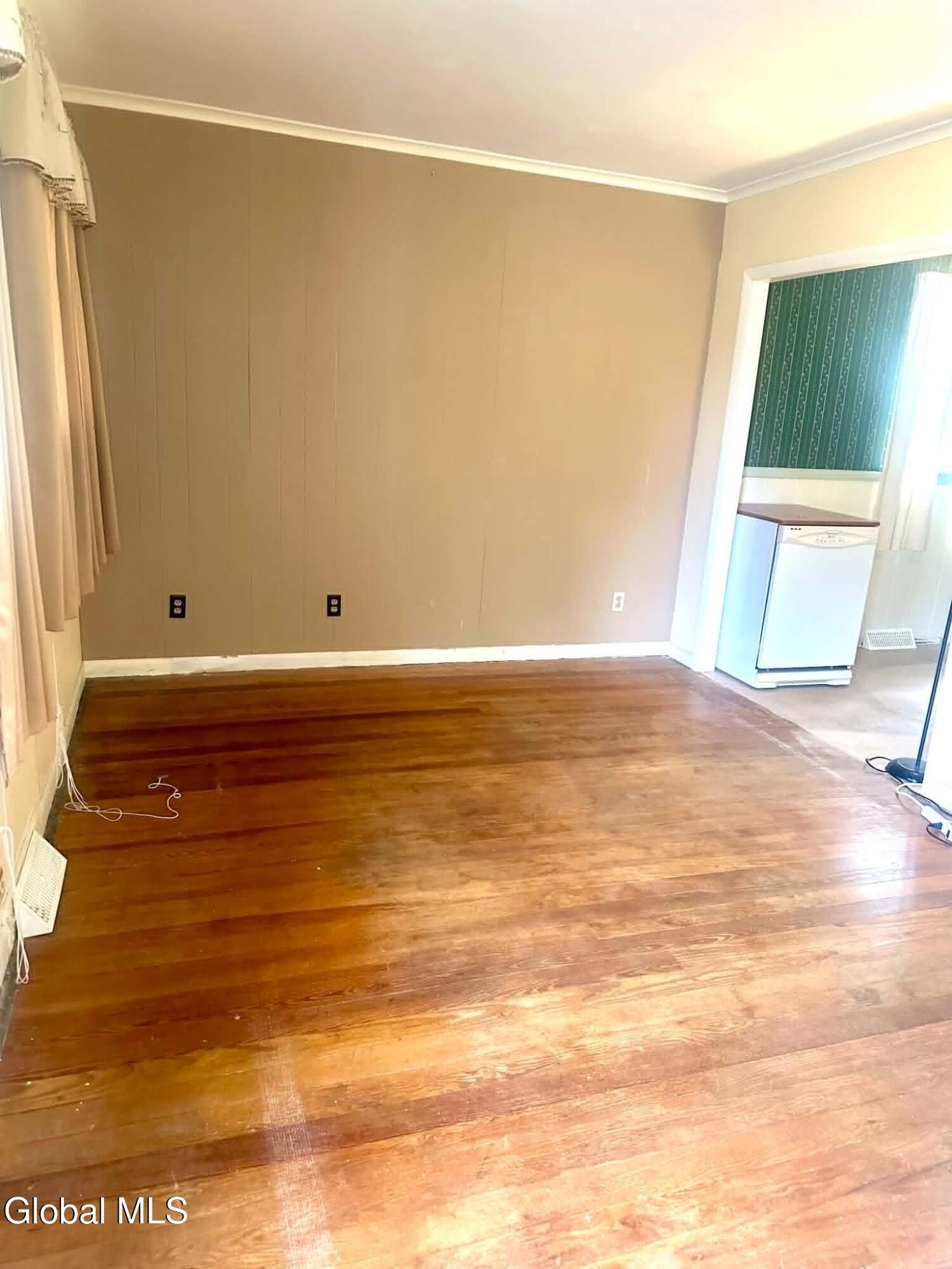 15 Van Zandt Street Schenectady NY 12304