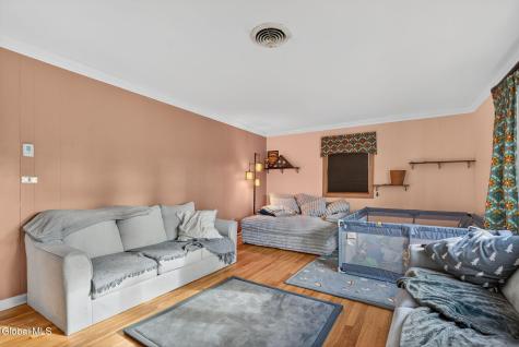 5 Southwood Drive Ballston Lake NY 12019