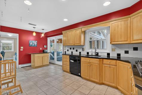 5 Southwood Drive Ballston Lake NY 12019