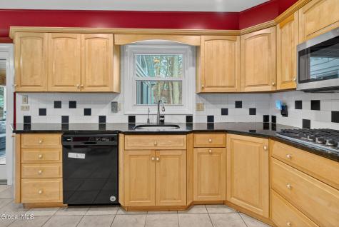 5 Southwood Drive Ballston Lake NY 12019