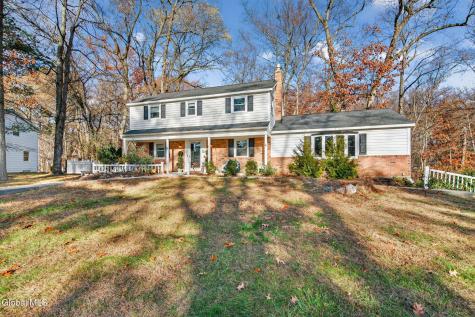 5 Southwood Drive Ballston Lake NY 12019