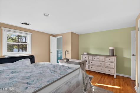 5 Southwood Drive Ballston Lake NY 12019