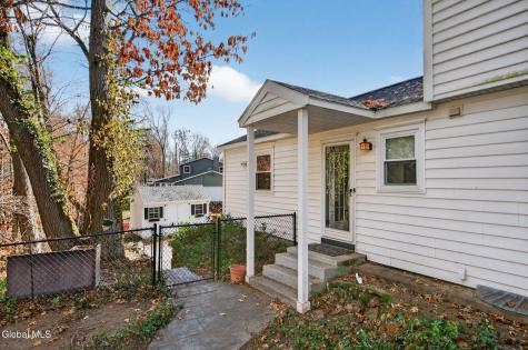 5 Southwood Drive Ballston Lake NY 12019