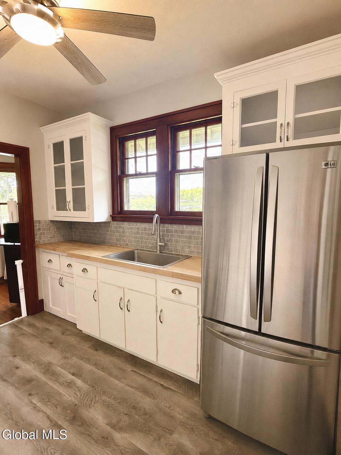 26 Springbrook Road Troy NY 12180
