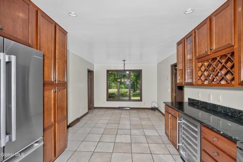63 Upper Font Grove Road Slingerlands NY 12159