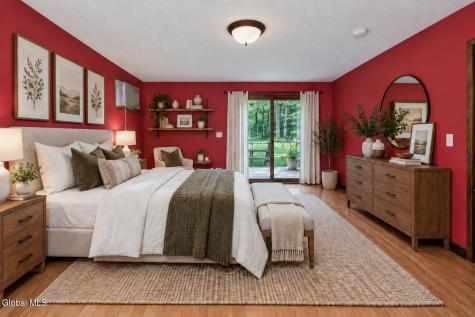 63 Upper Font Grove Road Slingerlands NY 12159
