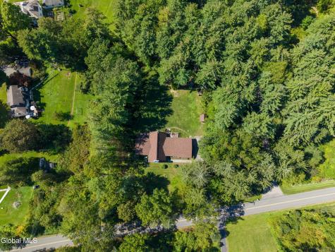 63 Upper Font Grove Road Slingerlands NY 12159