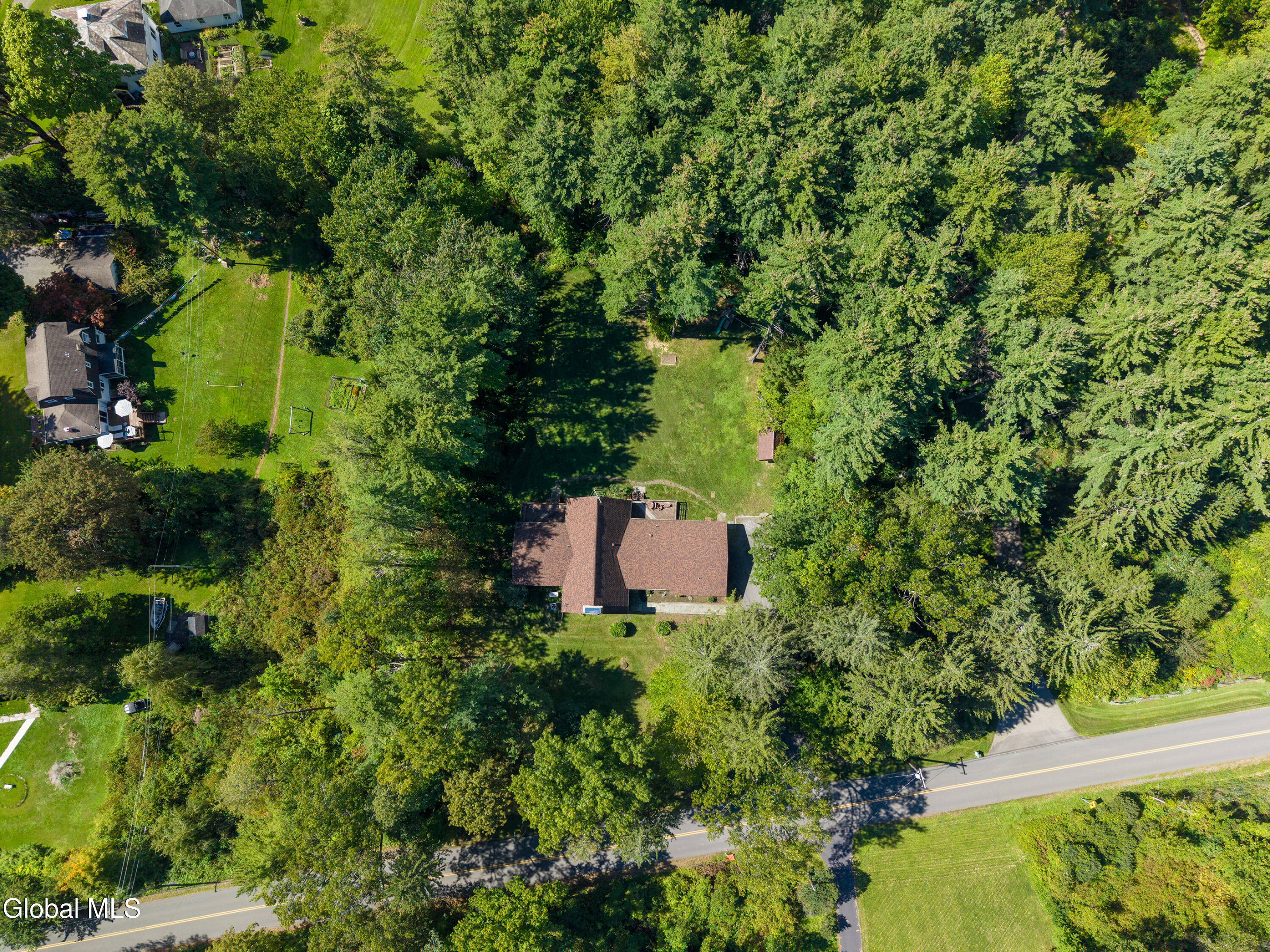 63 Upper Font Grove Road Slingerlands NY 12159