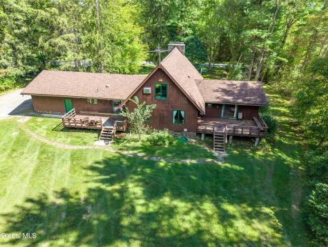 63 Upper Font Grove Road Slingerlands NY 12159