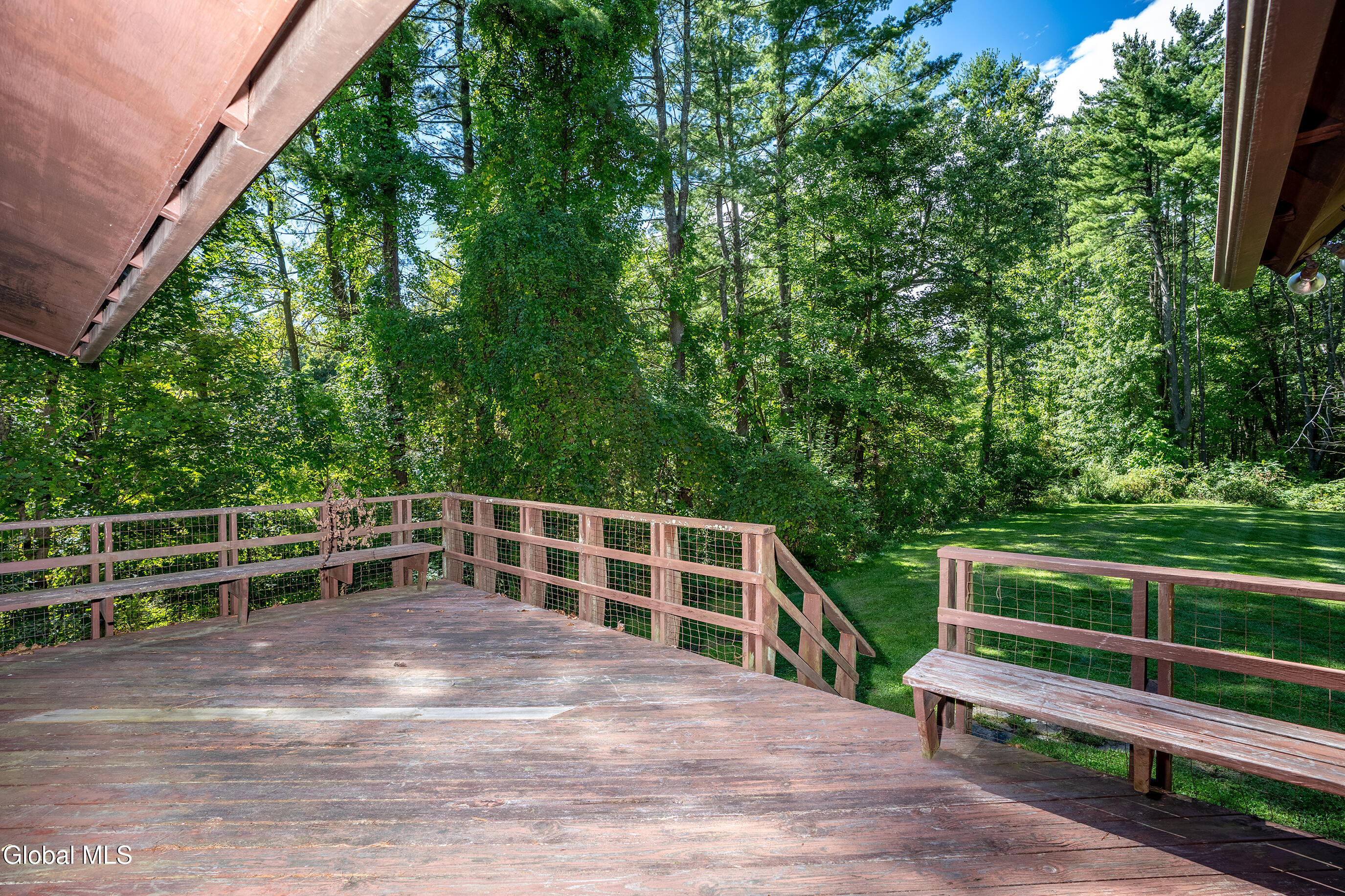 63 Upper Font Grove Road Slingerlands NY 12159