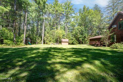 63 Upper Font Grove Road Slingerlands NY 12159