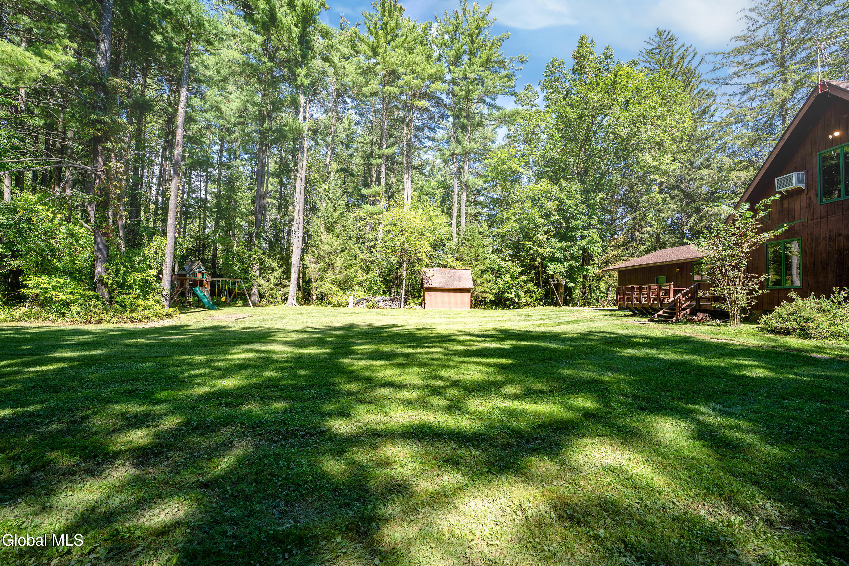 63 Upper Font Grove Road Slingerlands NY 12159