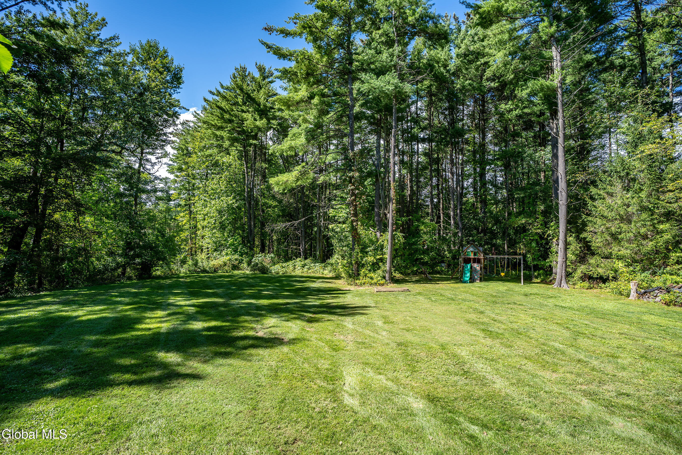 63 Upper Font Grove Road Slingerlands NY 12159