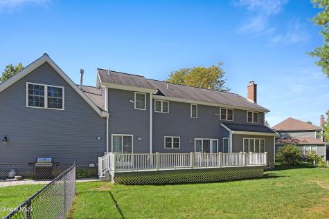 18 Dublin Drive Niskayuna NY 12309