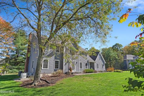 18 Dublin Drive Niskayuna NY 12309