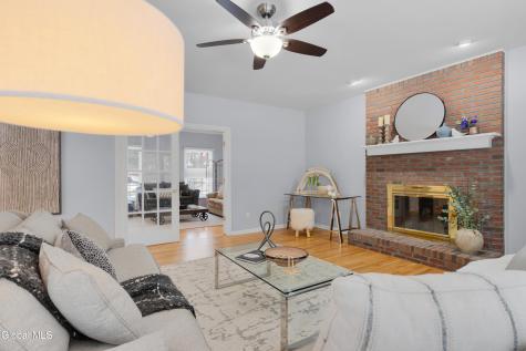 18 Dublin Drive Niskayuna NY 12309