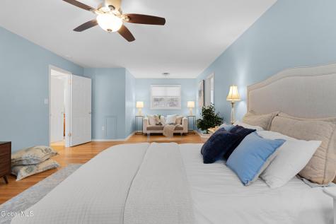 18 Dublin Drive Niskayuna NY 12309