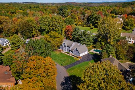 18 Dublin Drive Niskayuna NY 12309