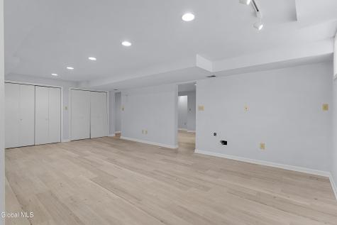 18 Dublin Drive Niskayuna NY 12309