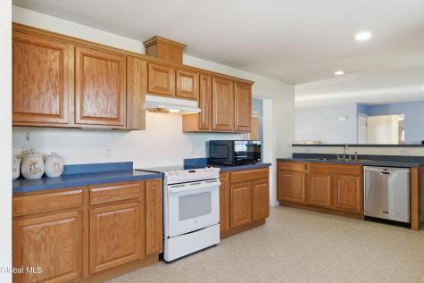 83 Mott Road Gansevoort NY 12831