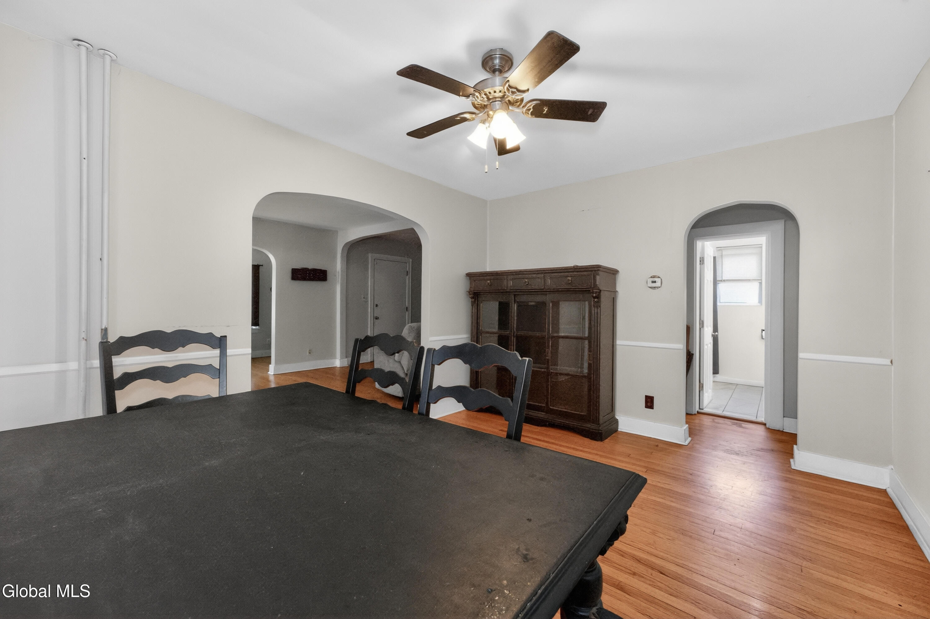 32 Osborne Road Colonie NY 12205