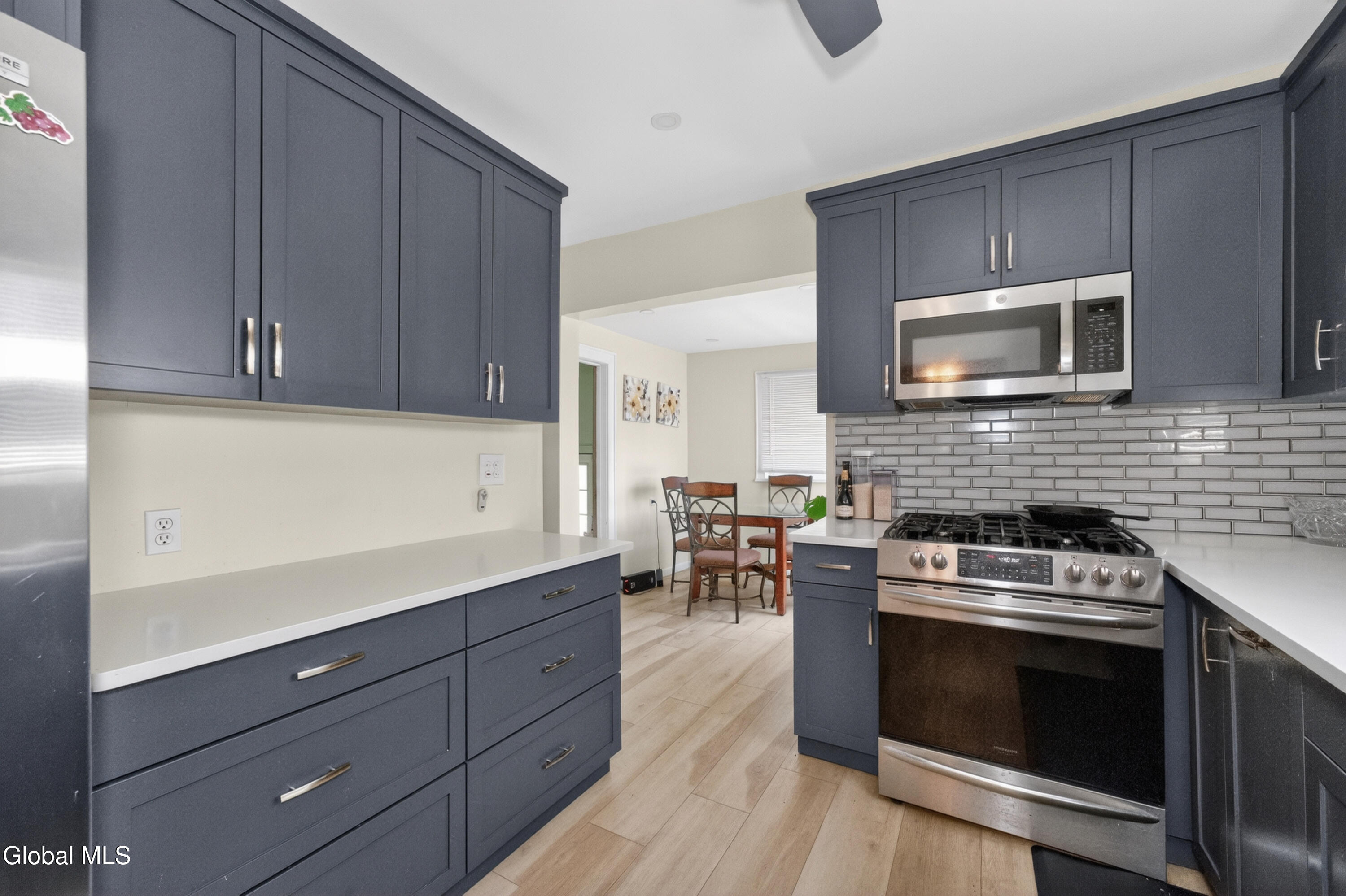 32 Osborne Road Colonie NY 12205