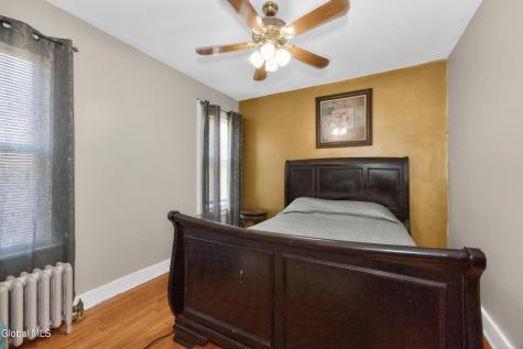 32 Osborne Road Colonie NY 12205